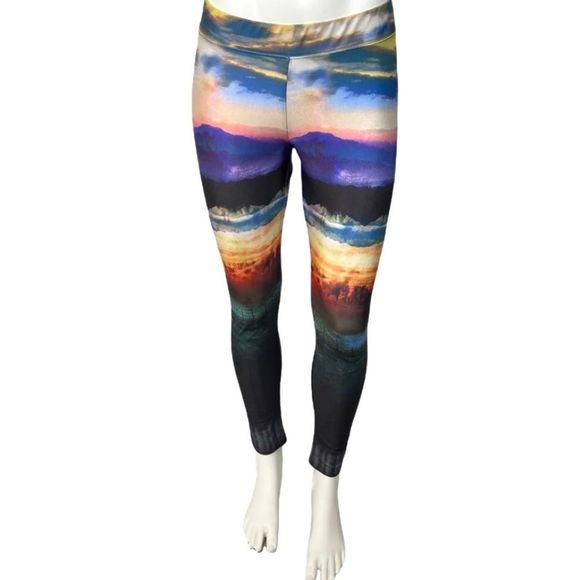 American Eagle Outfitters High Rise Mountain Sunset Leggings - Picture 1 of 8